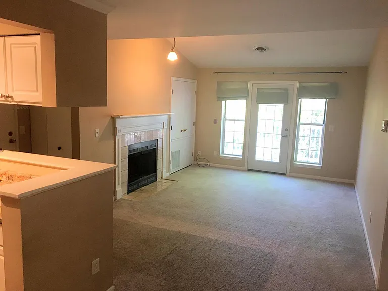 705 Harbor House Dr #5-802-809 — Photo 14