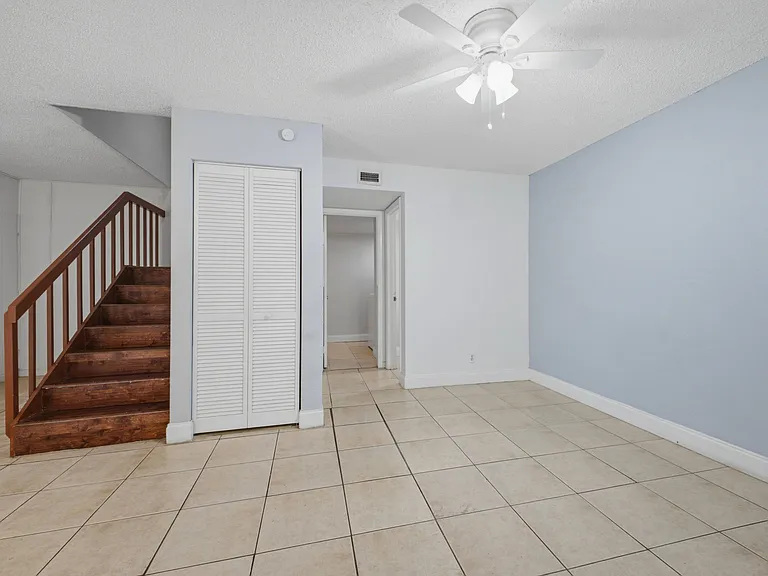 105 Woodland Rd — Photo 11