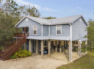 1791 Stuart Ave, Ocean Springs, MS 39564