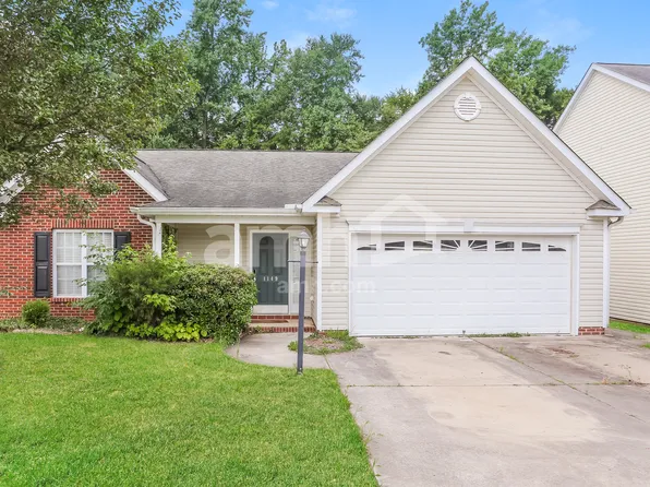 1149 Langston Dr, Greensboro, NC 27405