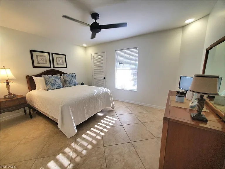 992 Marblehead Dr — Photo 19