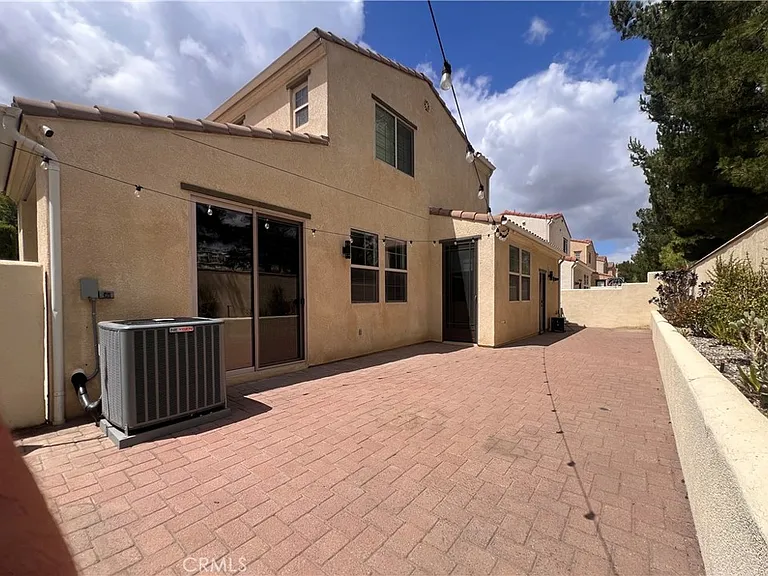 20251 Livorno Way — Photo 27