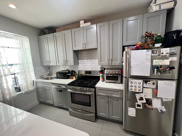 1580 President St #7 — Photo 2