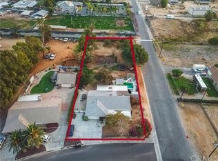 8596 Brookfield Dr, Riverside, CA 92509