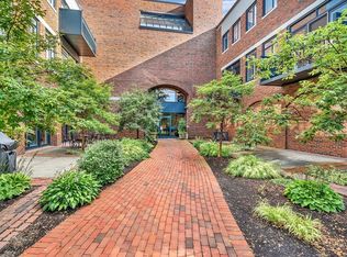 100 Keyes Rd APT 205, Concord, MA 01742