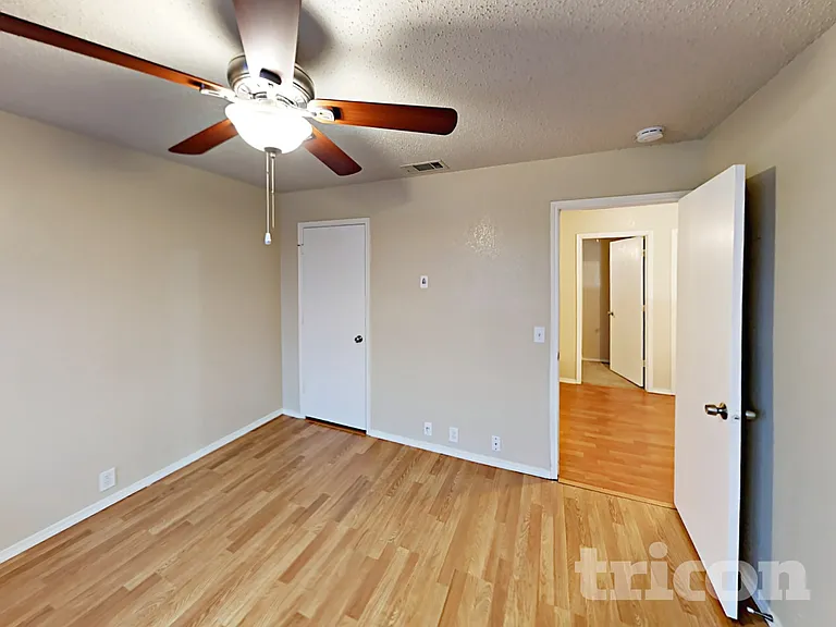 1819 Citadel Dr — Photo 12
