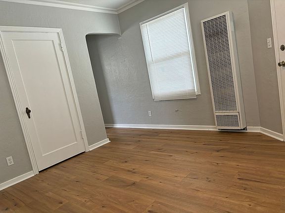 3rd image of 735 Mellus St