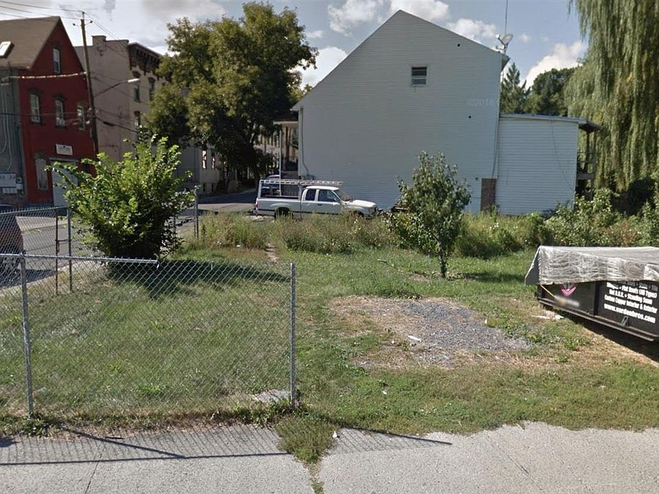 2nd image of 71 3rd Ave