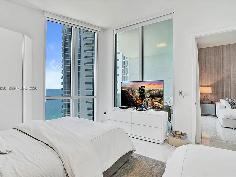 16001 Collins Ave #3406 — Photo 18