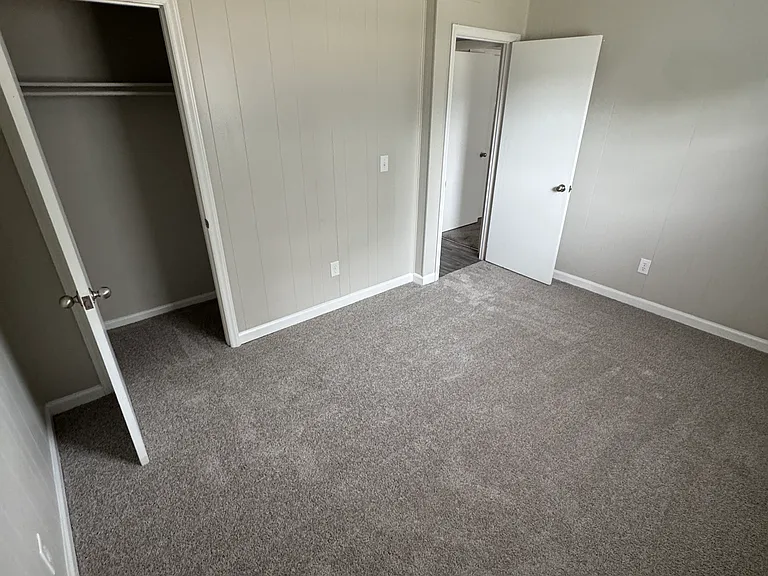 Springbrook Apartments — Photo 31