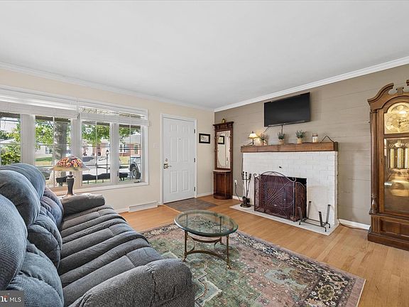 5th image of 17223 Cloverleaf Rd