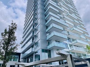 13778 100th Ave #1001, Surrey, BC V3T 0L3