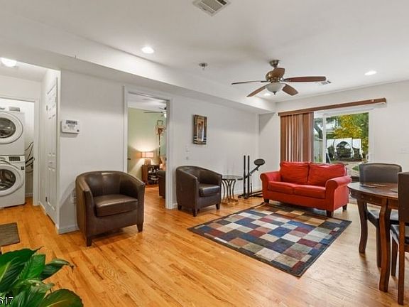 5th image of 8 Galloway Ct