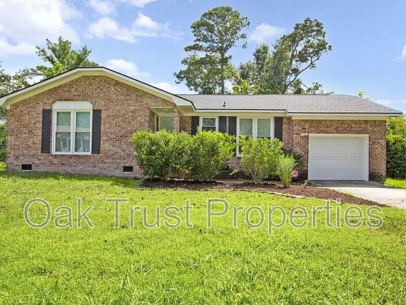 2nd image of 220 Cornell Dr