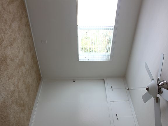 5th image of 505 N Adams St APT 8