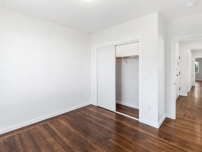Upstaird bedroom overlooking Lane Street