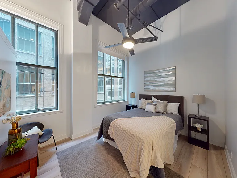 120 S State St #4 — Photo 9