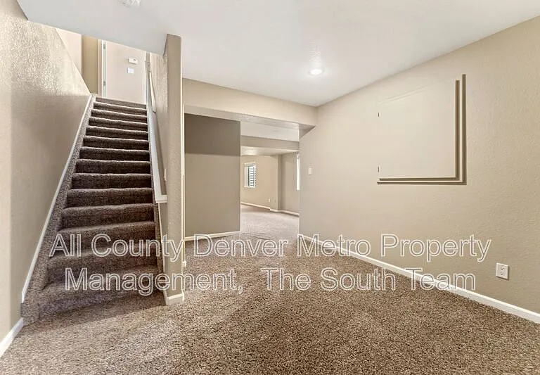 7680 Elk Ct — Photo 24