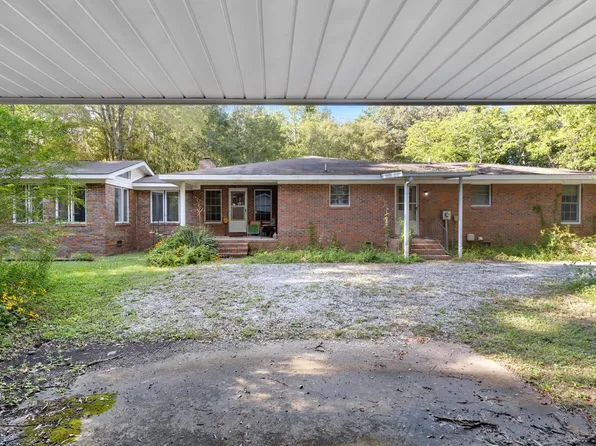 5838 County Road 200, Florence, AL 35633