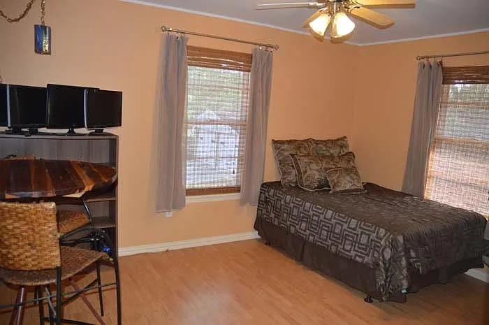 2nd bedroom (does not come furnished)