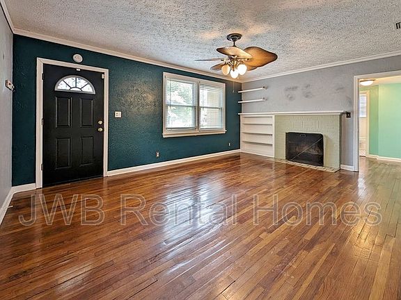 4th image of 1136 McKinlay Ct