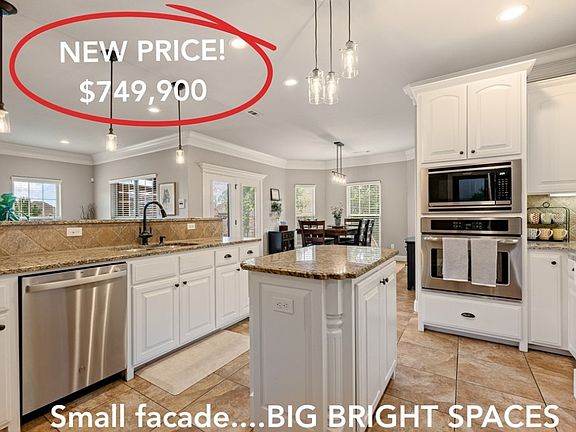 3rd image of 2314 S Mont Blanc Ave