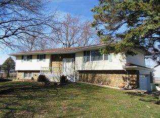 125 Concordia Dr, Chebanse, IL 60922