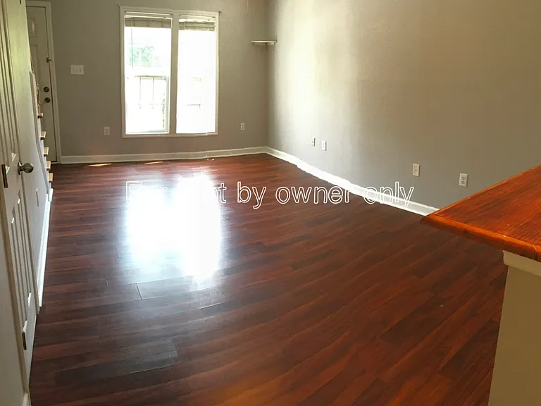 538 Country Ln #538 — Photo 9