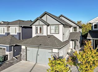 247 Annandale Cres, Strathcona County, AB T8H1B3