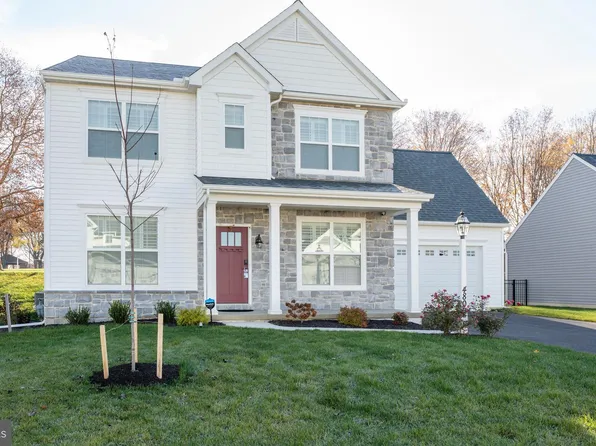 424 Royal Hunt Way #72, Lititz, PA 17543