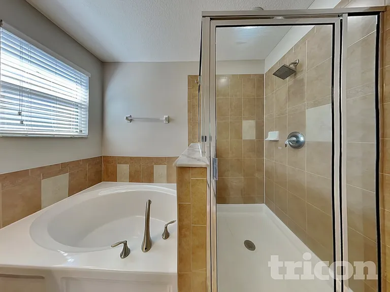 15518 Telford Spring Dr — Photo 10