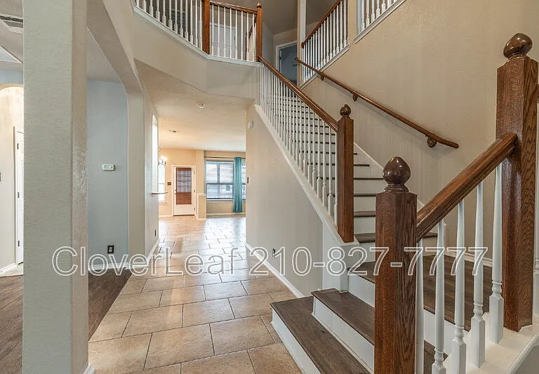 409 Loch Lomond Dr — Photo 6