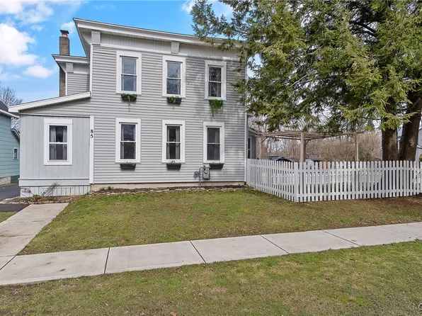 85 Lock St, Phoenix, NY 13135