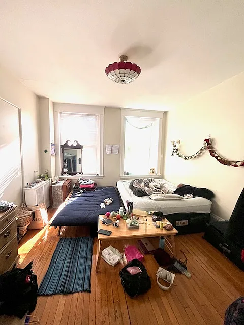 3 bed, $4,600 — Photo 2