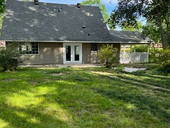 2nd image of 539 Baird Dr