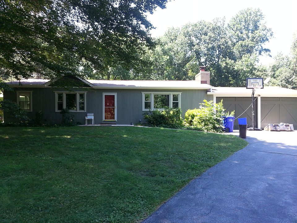 Front with 2 car garage on right