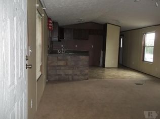 607 E Kansas St, Afton, IA 50830