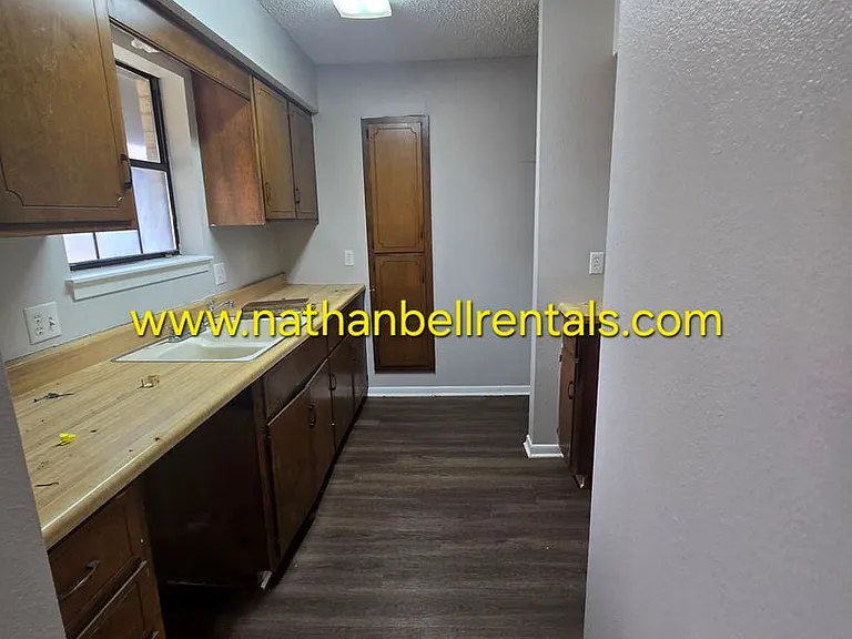 3766 Clarksville St — Photo 3