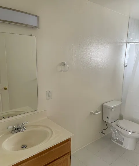 15033 Dickens St #202 — Photo 14