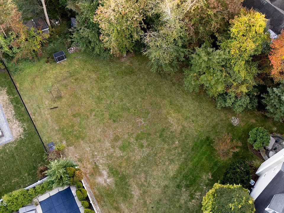 1st image of 1135 Tecumseh Place