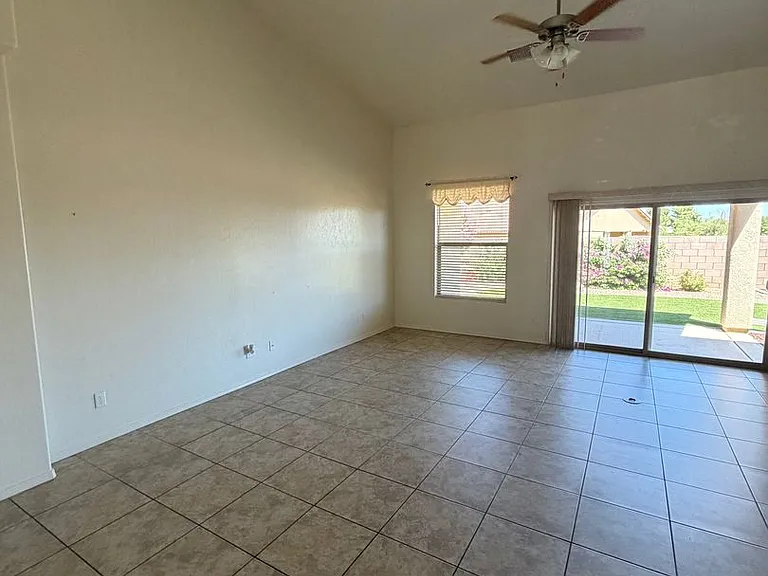 2189 Jacks Dr — Photo 7