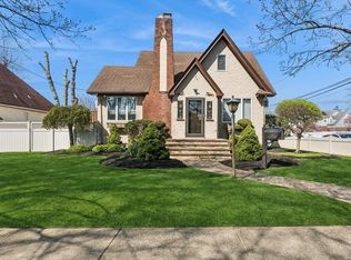 58 Dobson Ave, Merrick, NY 11566