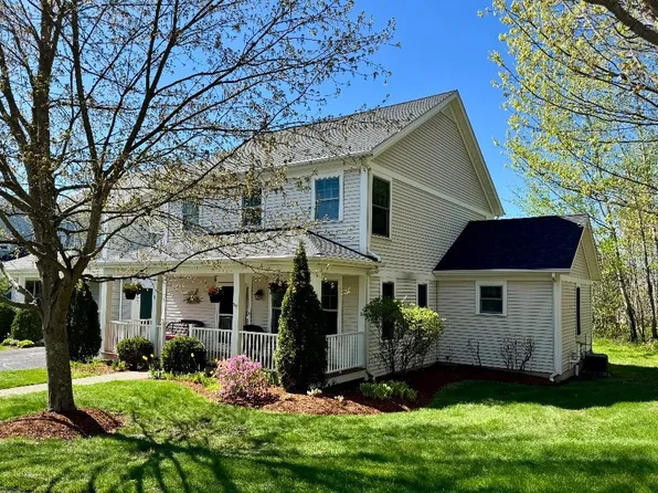 1 Stannard Drive, Essex, VT 05452