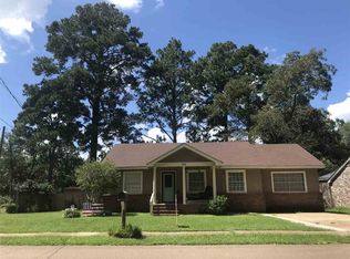 107 Center St, Crystal Springs, MS 39059