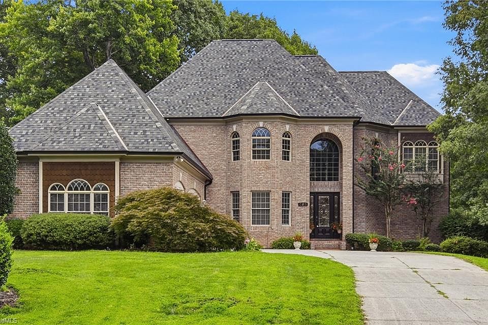 1st image of 121 Salem Village Ct
