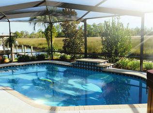 11615 W Dixie Shores Dr, Crystal River, FL 34429