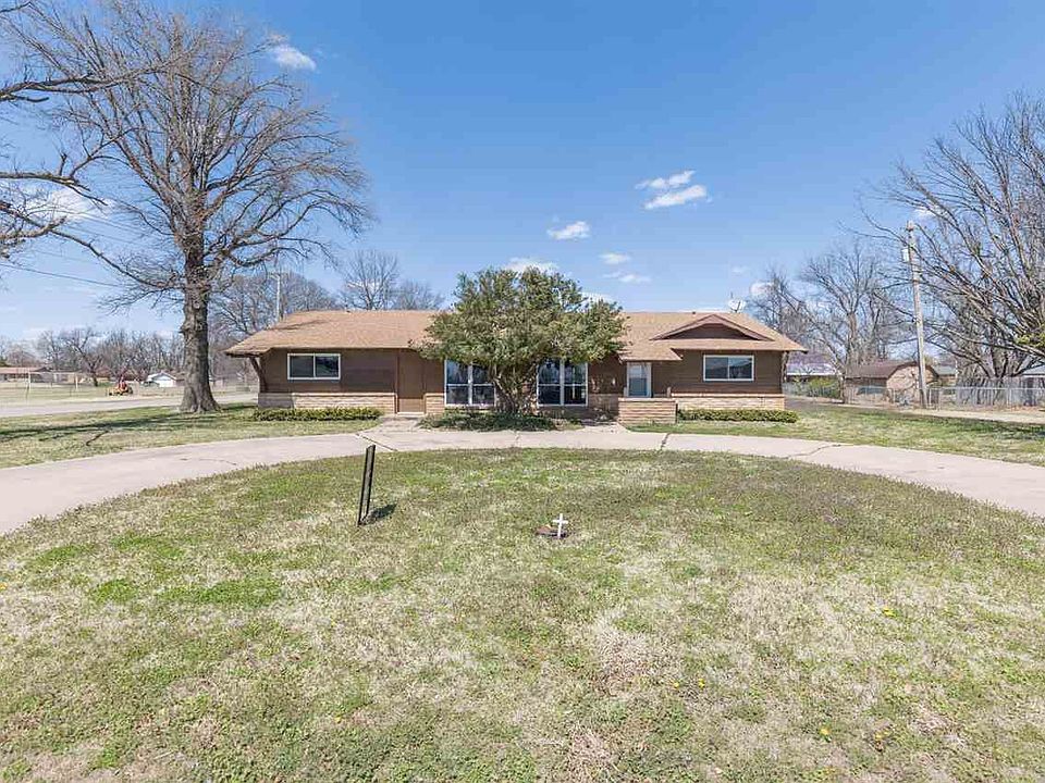 1600 E Noc Dr, Tonkawa, OK 74653 Zillow