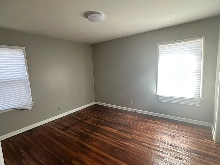 3519 Lometa Dr — Photo 4