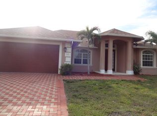250 SW Kestor Dr, Port Saint Lucie, FL 34953