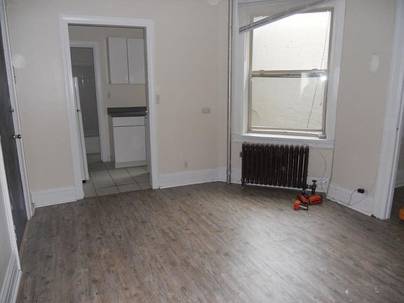 3rd image of 49 Johnson Park APT 3